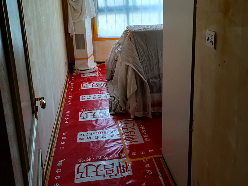 學會這幾步,墻面翻新刷漆的詳細步驟,墻面再也不會“丑陋不堪”(圖1)